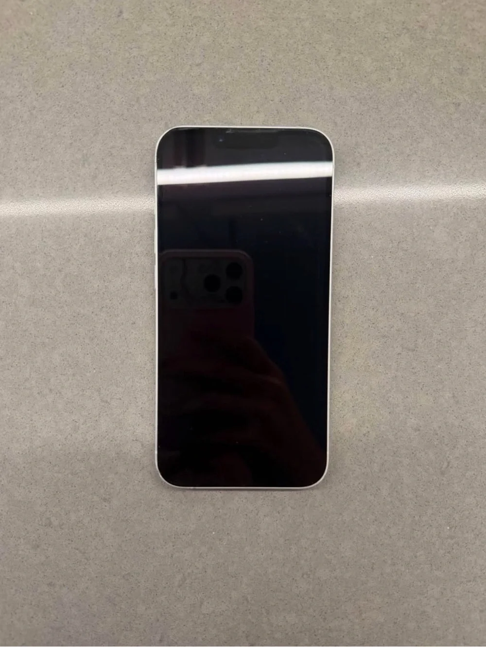 iPhone 14 128GB Starlight - Fully Functional